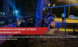 Samsun'da otomobil otobüs durağına çarptı