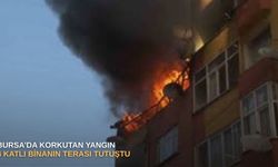 Bursa’da korkutan yangın: 4 katlı binanın terası tutuştu