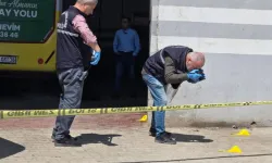 Bursa’da sokak ortasında infaz girişimi! Kanlar içinde yere yığıldı...