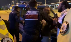 Bursa trafiğinde tansiyon fırladı! Hem polise hem devlete küfür yağdırdı...