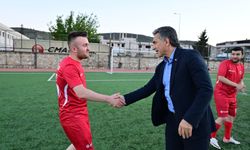 Bursa'da işçi bayramı heyecanı yeşil sahaya taşındı