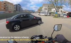 Bursa'da ölümden dönüş! Dikkatsiz sürücü motosikletliyi yere serdi