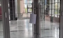CHP Genel Merkezi girişine 'mutlak butlan' kararı asıldı
