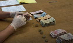 İnegöl'de zabıta yakaladı: Üzerlerinden çıkan para şoke etti
