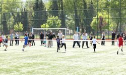 Bursa’da Çocuk Olimpiyatları nefes kesen yarışlara sahne oldu