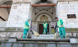 Bursa’nın dünyaca ünlü tarihi alanlarına özel temizlik ekibi