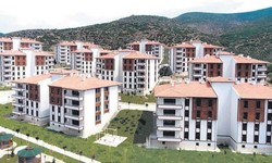 Bursa’da dev konut hamlesi: 10 ilçede yüzlerce ev kurasız satışa çıktı!