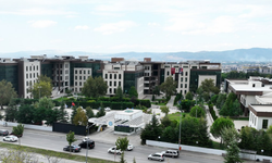 BTÜ’ye dev tescil! Türkiye’de sayılı üniversiteler arasına girdi