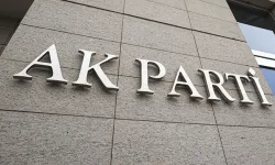 AK Parti'de 4 il başkanı görevden alındı