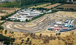 Bursa’da Karting şöleni: 10 bin kişi bu anlara şahitlik etti!