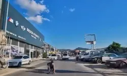 Bursa’da düşen eşyasını almak isterken az kalsın canından oluyordu!