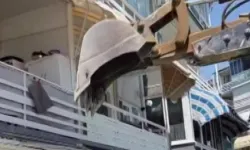 Bursa'da yarım asırlık sitede gerilim! Ev sahipleri tepki gösterdi
