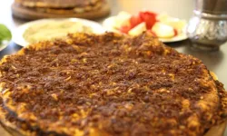 Bursa’da “kıymalı” lahmacun diye sakatat yedirmişler!