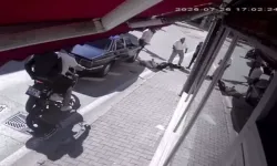 Bursa'da yolun karşısına geçmek isterken ölümle burun buruna geldi