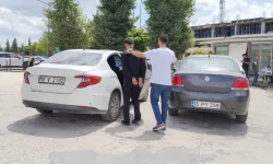 Bursa’da polisten kaçan araçtan 20 bin uyuşturucu hap çıktı!
