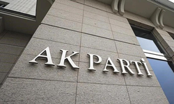 3 CHP'li Belediye Başkanı Ak Parti'ye geçiyor