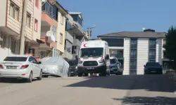 Bursa’da apartmanda şüpheli ölüm! Eşini kanlar içinde bulan kadının ihbarı ekipleri harekete geçirdi