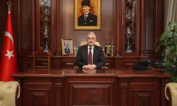 Bursa Valisi Erol Ayyıldız'dan 30 Ağustos Zafer Bayramı mesajı