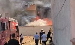 Bursa’da 3 katlı apartmanda yangın! Depoda başlayan alevler binaya sıçradı