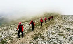 Bursa’da 30 Ağustos için zirveye çıktılar! JAK Timlerinden anlamlı tırmanış