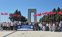 Bursa’dan Çanakkale’ye anlamlı yolculuk! 76 öğrenci şehitlikleri ziyaret etti