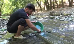 Bursa’da altın peşindeler! Derelerden günde 5 grama kadar çıkarıyorlar