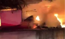 Bursa'da çiftlikte yangın! Binlerce balya kül oldu