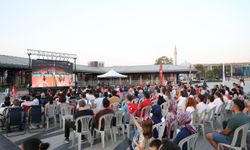 Osmangazi Meydanı’nda Filenin Sultanları coşkusu! Bursalılar şampiyonluğu böyle kutladı