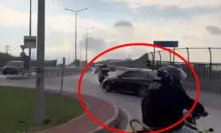 Bursa’da drift kazası! Otomobilin motosiklete çarptığı anlar kamerada