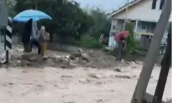 Bursa Karacabey’de dere taştı, ekipler sahaya indi