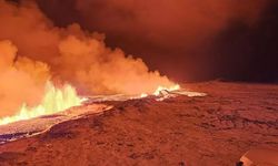 İzlanda'da yanardağ patlaması gerçekleşti