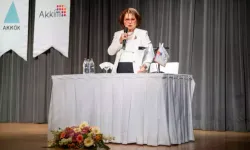 Gülseren Budayıcıoğlu Yalova’da seminer verdi