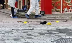 Zeytinburnu'nda baltalı dehşette bir kişi öldü