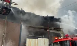 Ataşehir'de iş yerinde yangın çıktı