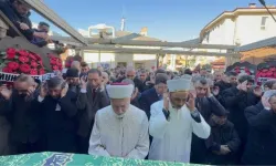 Bakan Tunç Bartın Fırıncıoğlu'nun eşinin cenazesine katıldı