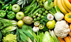Pişirmeden tüketmemeniz gereken sebzeler ve sindirim sağlığı