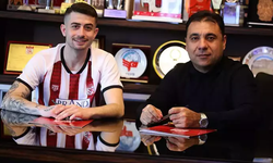 Sivasspor Kerem Atakan Kesgin'i renklerine bağladı