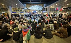 Hollanda'da Filistin'e destek için eylem yapıldı