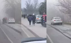 Cadde yerine kaldırımdan gitti yayalardan yol istedi