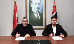 Beşiktaş Fahri Kerem Ay ile sözleşme imzaladı