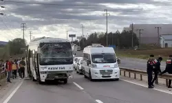 Tekirdağ’da servis araçları çarpıştı