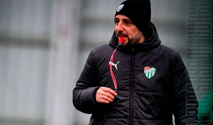 Adem Çağlayan, Bursaspor'da devam edecek mi?