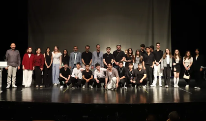 Öğrencilerden Yapay Zekâya Dair Etkileyici Filmler