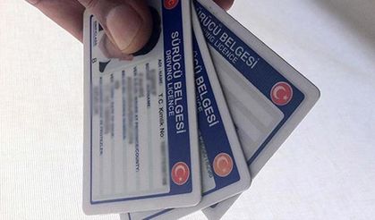 Eski tip ehliyetler için süre son kez uzatıldı