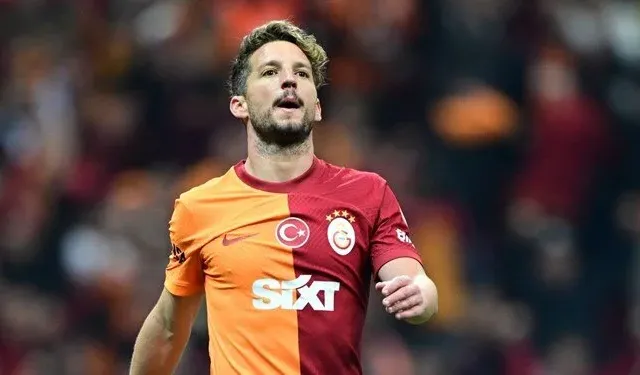 Galatasaray Mertens ile sözleşme yeniledi