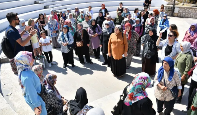 Bu proje ile Manisa'yı "adım adım" gezdiler