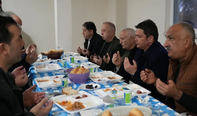 Bursa Osmangazi Güneybudaklar sakinleri ile oruç açtı