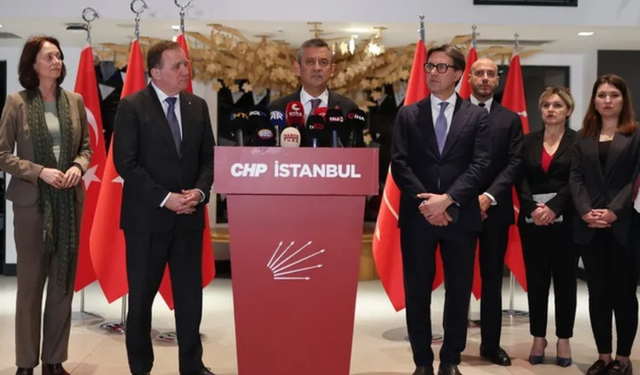 Özgür Özel: “Sütte leke var bizim başkanlarımızda yok”