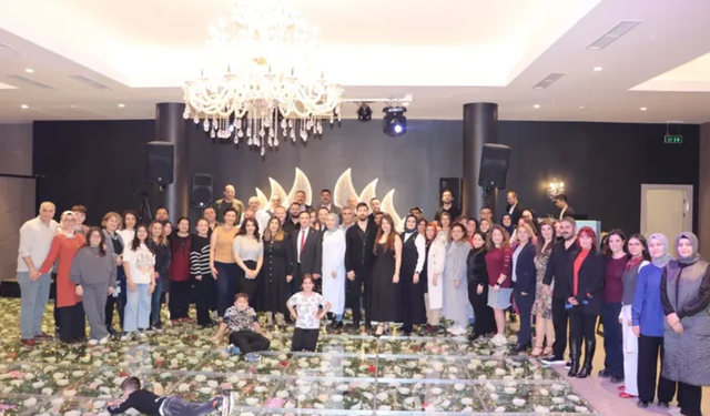Bursa'da 500 sağlıkçı iftarda buluştu