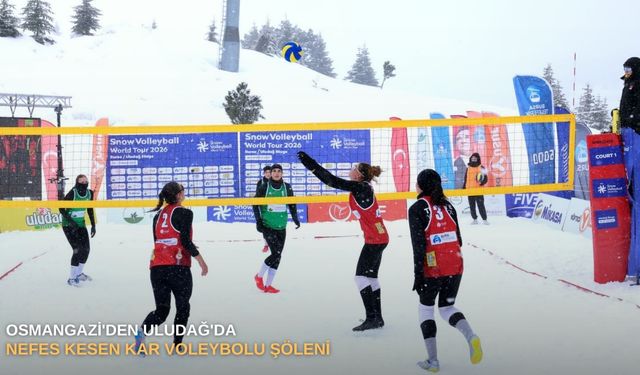 Osmangazi'den Uludağ'da nefes kesen kar voleybolu şöleni